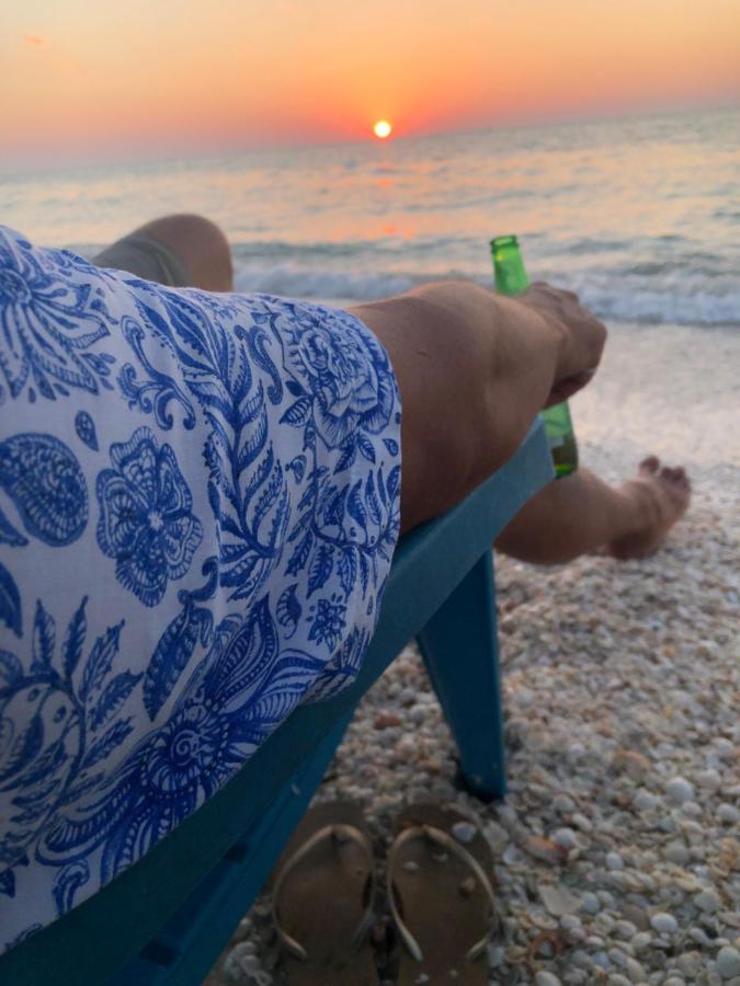 Playa 55 Beach Escape - Adults Only Guesthouse سيليستون المظهر الخارجي الصورة