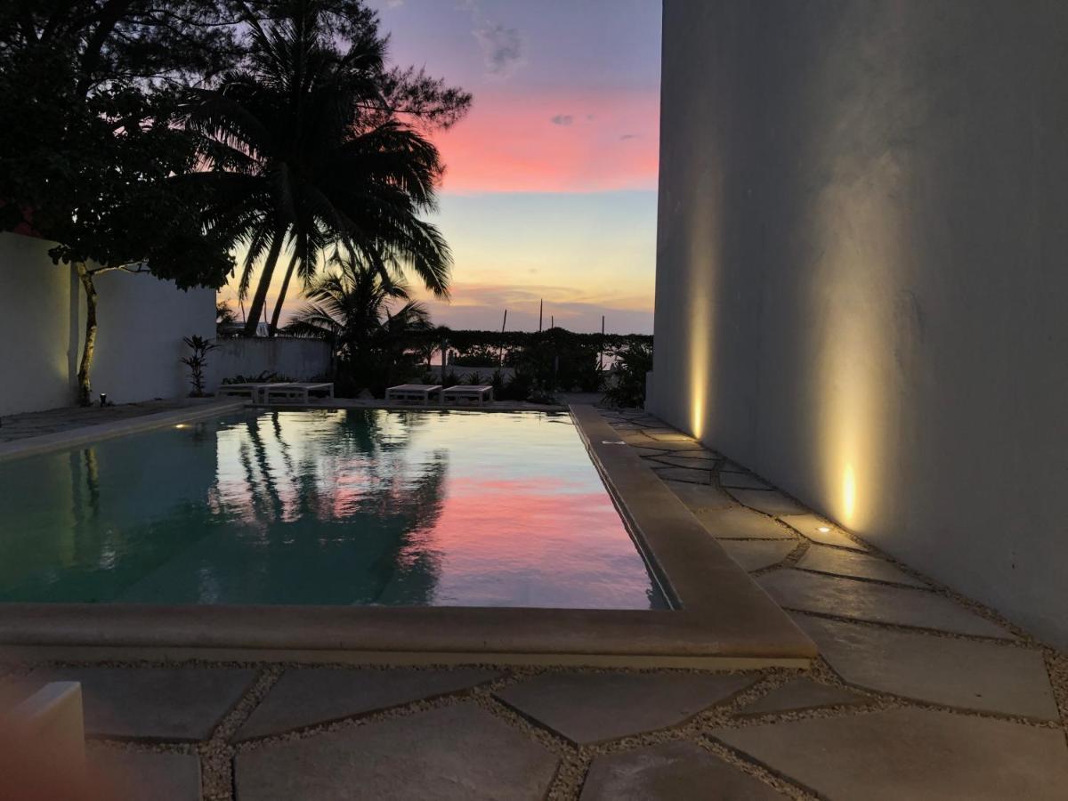 Playa 55 Beach Escape - Adults Only Guesthouse سيليستون المظهر الخارجي الصورة