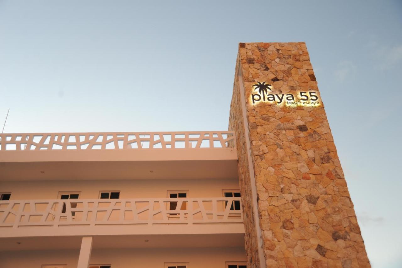 Playa 55 Beach Escape - Adults Only Guesthouse سيليستون المظهر الخارجي الصورة