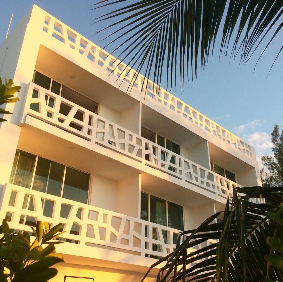 Playa 55 Beach Escape - Adults Only Guesthouse سيليستون المظهر الخارجي الصورة