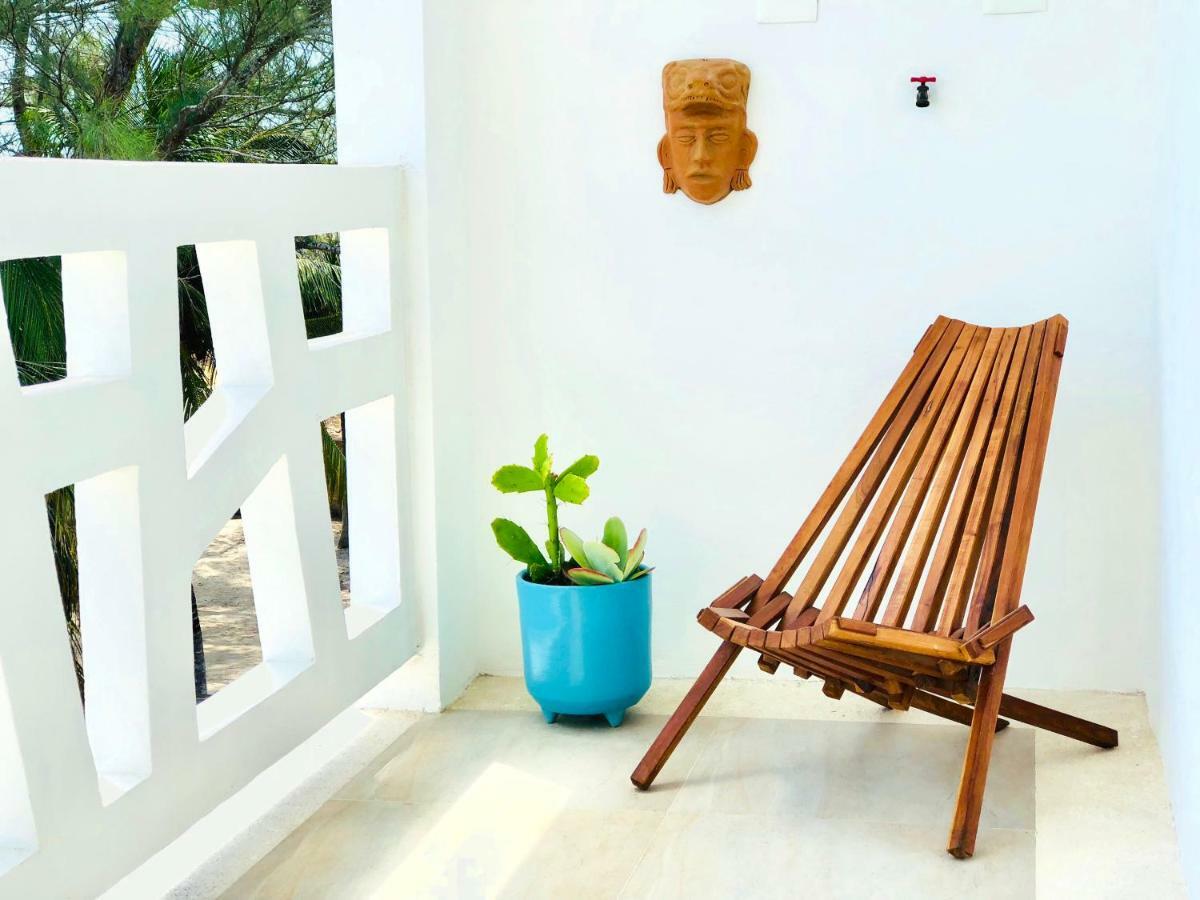 Playa 55 Beach Escape - Adults Only Guesthouse سيليستون المظهر الخارجي الصورة