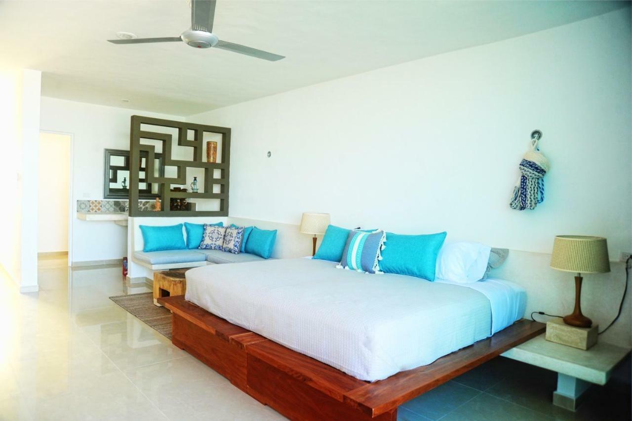 Playa 55 Beach Escape - Adults Only Guesthouse سيليستون المظهر الخارجي الصورة